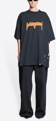 Balenciaga SS22 Kaos Hitam Logo Print Katun Jersey. 694576TMV880105 Shop Balenciaga SS22 Kaos Hitam Logo Print Katun Jersey. 694576TMV880105