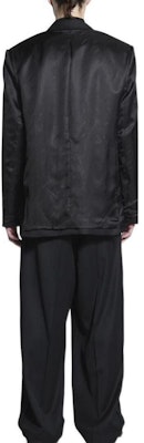 Balenciaga SS22 Blazer Jaket Hitam Uniseks Warna Solid. 698904TJT351000 Purchase Balenciaga SS22 Blazer Jaket Hitam Uniseks Warna Solid. 698904TJT351000