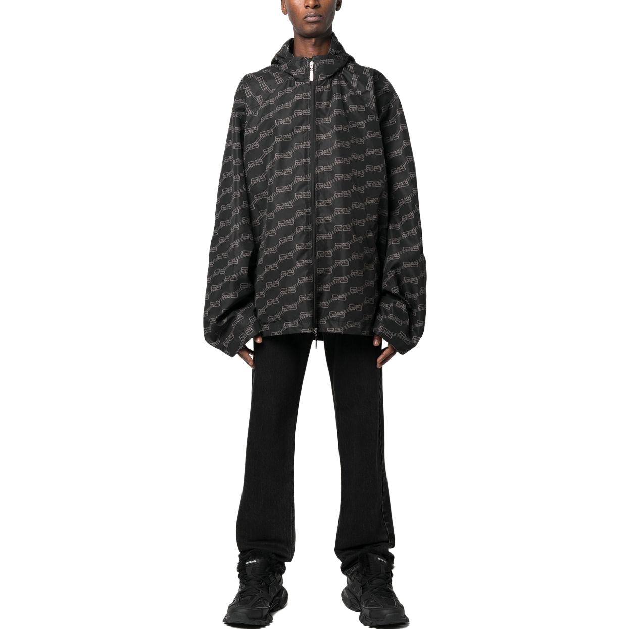 Lookbook Balenciaga SS23 Jaket Zip-Up Leher-Tinggi Logo Cetak Hitam 704494TML331269