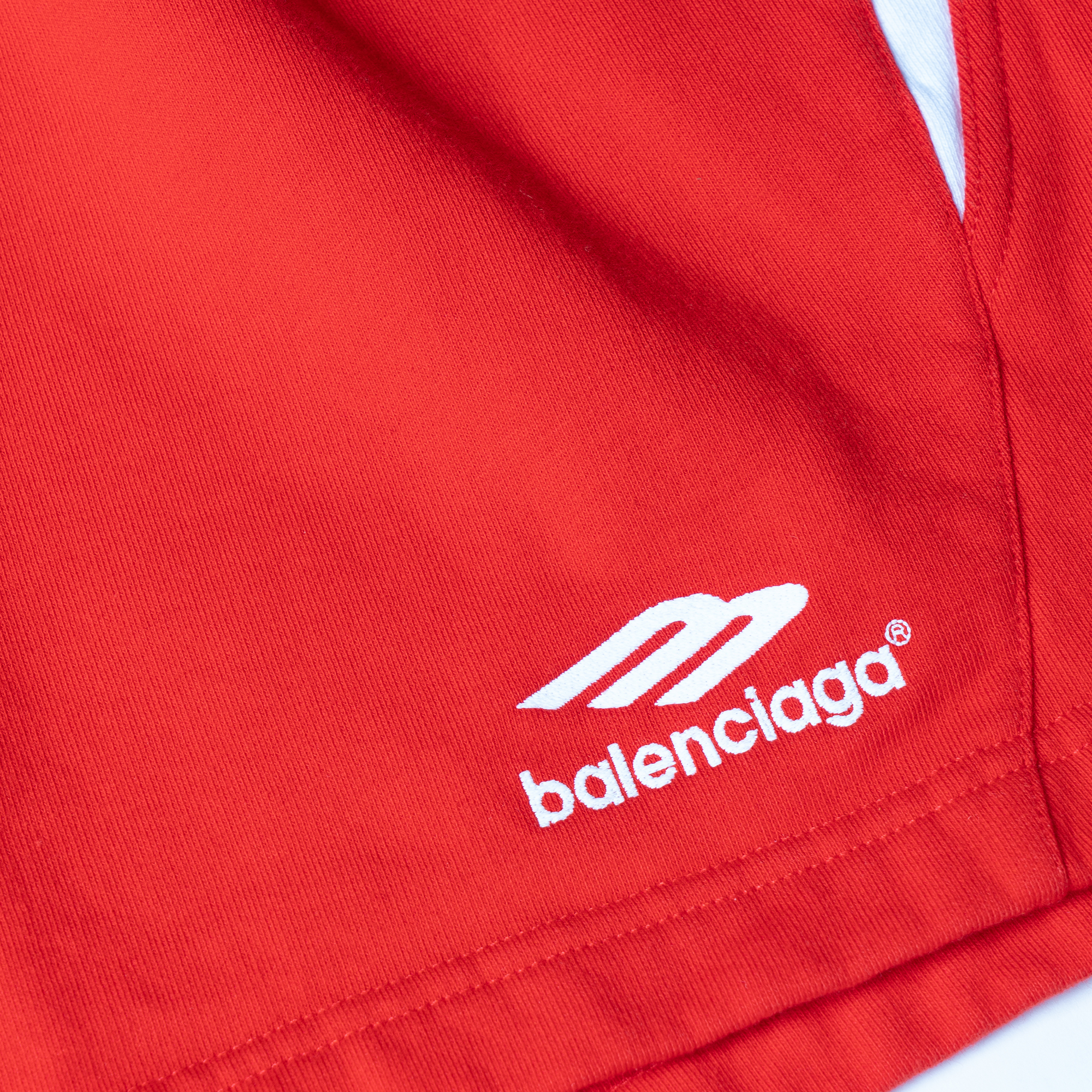 Sizing Balenciaga SS23 Seluar Pendek Kasual Merah dengan Pinggang Elastik. 697991TMVA66174