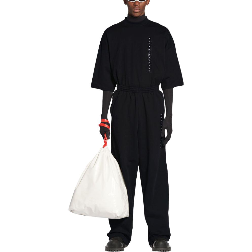 Lookbook 巴黎世家 SS23 宽松版黑色针织阔腿休闲裤。 720370TNVE61000