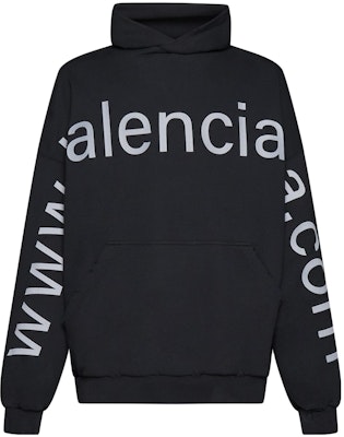 巴黎世家SS23字母logo印花黑色连帽衫男女同款宽松版型。 739024TOVN98151 Shop 巴黎世家SS23字母logo印花黑色连帽衫男女同款宽松版型。 739024TOVN98151