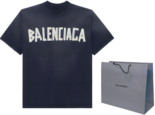 Balenciaga SS23 BB Monogram Logo Print Crewneck T-Shirt Unisex Black. 739784TOVA91055 Shop Balenciaga SS23 BB Monogram Logo Print Crewneck T-Shirt Unisex Black. 739784TOVA91055