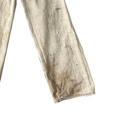 Balenciaga SS23 Jeans Pria Off-White Distressed Mid-Rise Straight Regular Fit. 745248TOW715411 Sizing Balenciaga SS23 Jeans Pria Off-White Distressed Mid-Rise Straight Regular Fit. 745248TOW715411