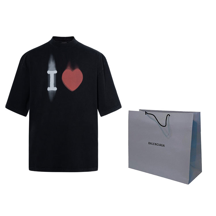 Shop Balenciaga SS23 Heart Print Loose Fit T-Shirt Unisex Black 744439TOVH39034