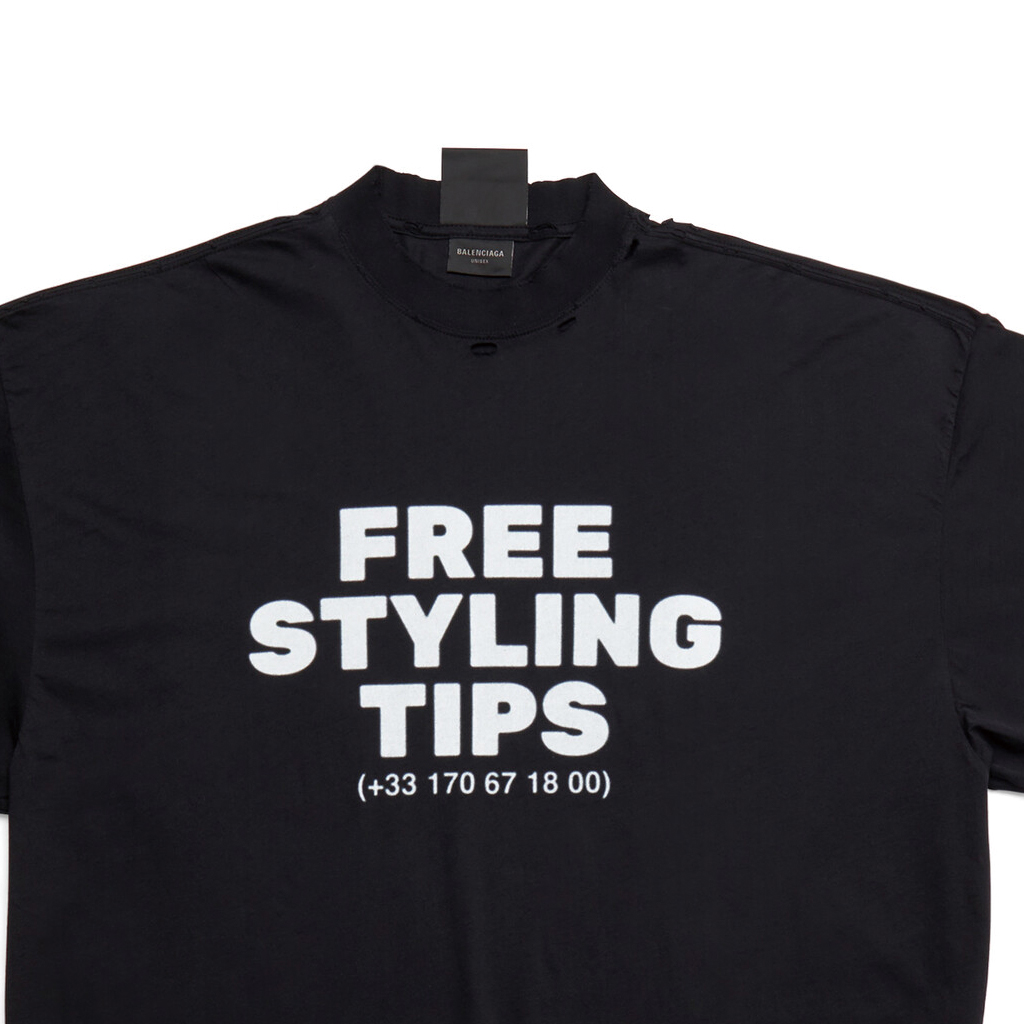 Sizing Balenciaga SS23 Kaos Hitam Oversized dengan Letter Print Pria. 744439TOVG29034