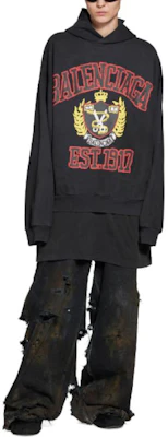 Balenciaga SS23 Letter Print Oversized Hoodie Unisex Black. 744463TOVK21055 Shop Balenciaga SS23 Letter Print Oversized Hoodie Unisex Black. 744463TOVK21055