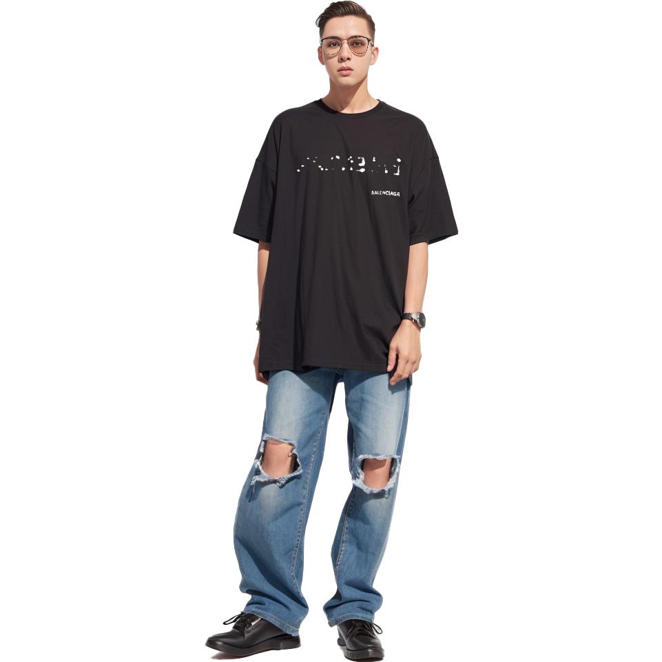 Purchase バレンシアガ SS23 ロゴプリント クルーネック ルーズフィット Tシャツ メンズ ブラック 641675TOVO51070