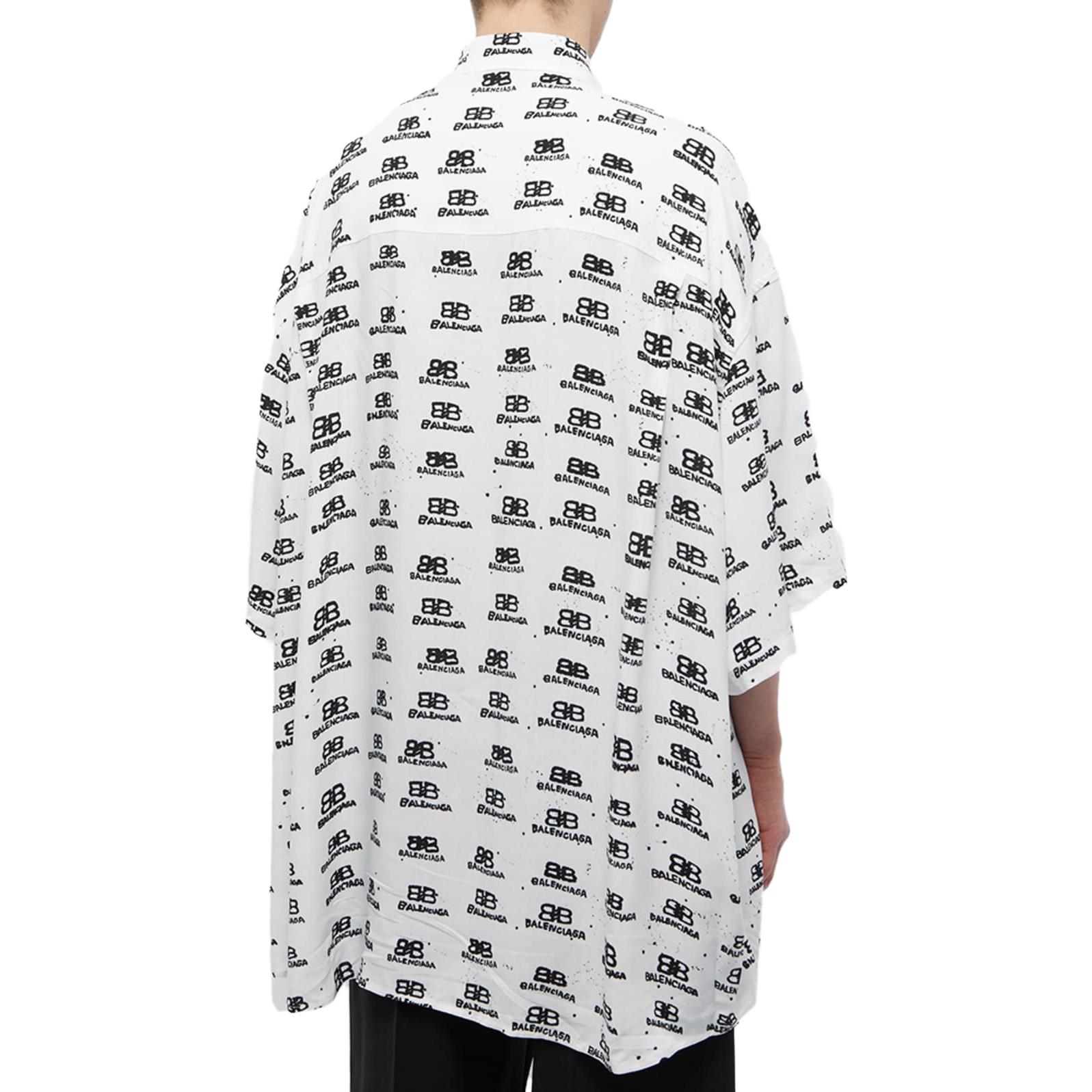 Shop Camisa Blanca Balenciaga SS23 Ajuste Regular con Logo - Moda Superior 725382TNL889040