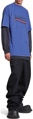 Balenciaga SS23 Oversized T-Shirt Navy Blue with Logo Print for Men. 641675TNVE74119 Shop Balenciaga SS23 Oversized T-Shirt Navy Blue with Logo Print for Men. 641675TNVE74119