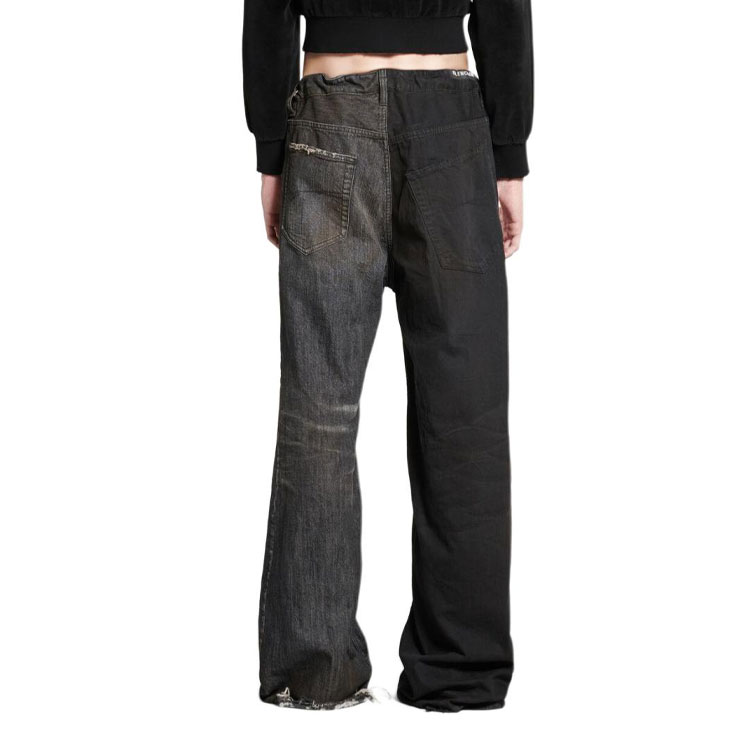 Purchase 발렌시아가 SS24 블랙 레귤러핏 패치워크 버튼 데님 진. 793766TQW711776