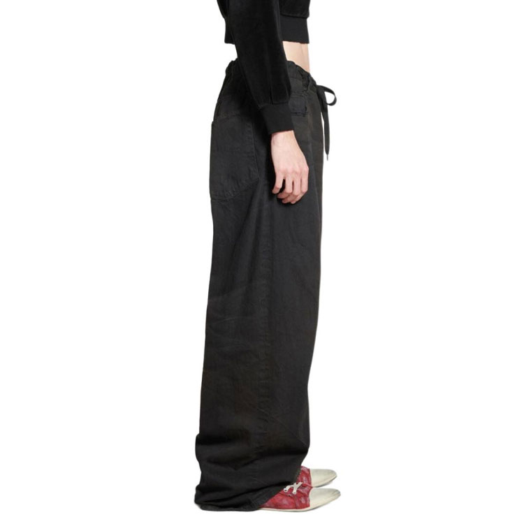 Sizing 발렌시아가 SS24 블랙 레귤러핏 패치워크 버튼 데님 진. 793766TQW711776