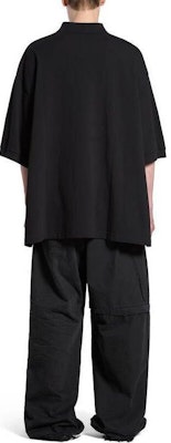 Balenciaga SS24 Baju Polo Hitam Unisex Oversized dengan Logo Sulaman. 791001TQVM71000 Purchase Balenciaga SS24 Baju Polo Hitam Unisex Oversized dengan Logo Sulaman. 791001TQVM71000