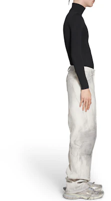 Balenciaga SS24 Seluar Putih Potongan Lurus Mid-Rise Gaya Santai. 747080TOS149012 Details for Balenciaga SS24 Seluar Putih Potongan Lurus Mid-Rise Gaya Santai. 747080TOS149012