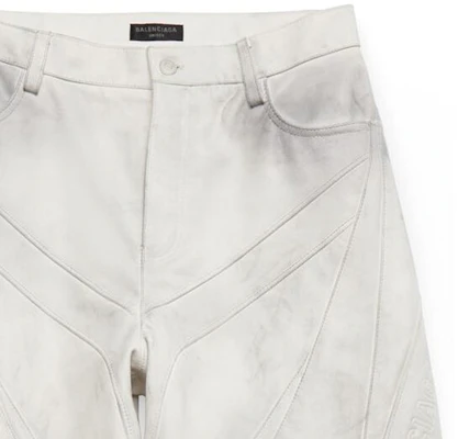 Balenciaga SS24 Seluar Putih Potongan Lurus Mid-Rise Gaya Santai. 747080TOS149012 Cheap Balenciaga SS24 Seluar Putih Potongan Lurus Mid-Rise Gaya Santai. 747080TOS149012