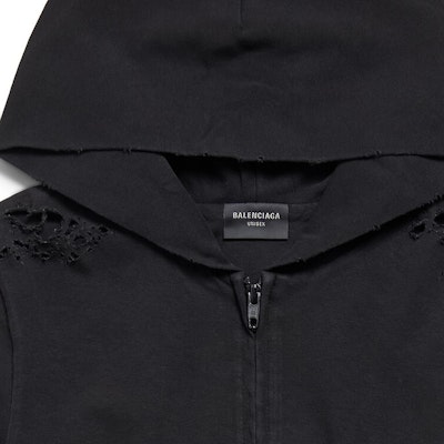 巴黎世家SS24哥特字母修身拉链连帽衫男女款黑色卫衣. 787359TQVJ51569 Shop 巴黎世家SS24哥特字母修身拉链连帽衫男女款黑色卫衣. 787359TQVJ51569