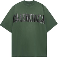 Balenciaga SS24 Logo Print Green Crewneck T-Shirt Regular Fit 739784TQVQ83004 Balenciaga SS24 Logo Print Green Crewneck T-Shirt Regular Fit 739784TQVQ83004