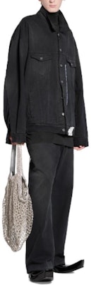 巴黎世家 SS24 男女同款宽松版黑色丹宁夹克. 767947TNW111672 Shop 巴黎世家 SS24 男女同款宽松版黑色丹宁夹克. 767947TNW111672