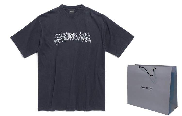 Shop Balenciaga SS24 T-Shirt Hitam Oversized Unisex Cetakan Huruf Faded. 641675TPVQ11569