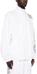 Balenciaga SS24 白色高領字母印拉鍊外套 男士標準版型。 768920TNO79-9000 Purchase Balenciaga SS24 白色高領字母印拉鍊外套 男士標準版型。 768920TNO79-9000
