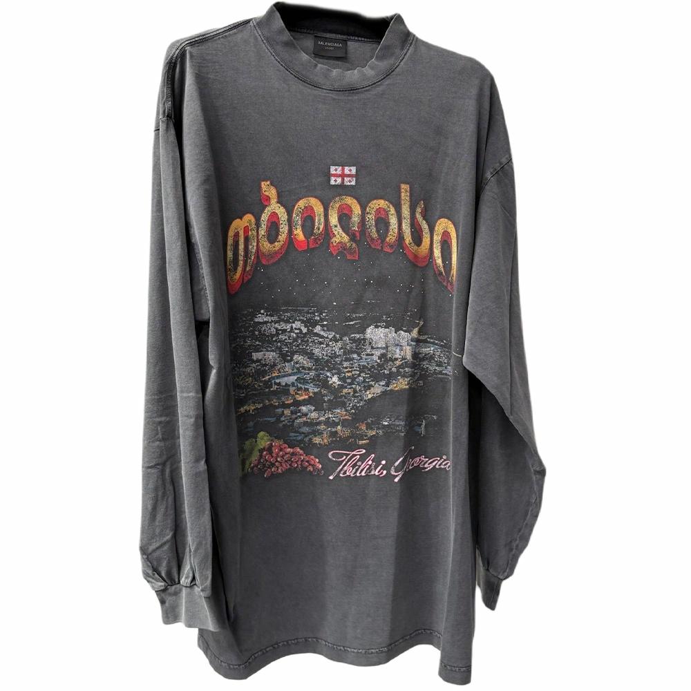 Order Balenciaga SS25 Letter Print Crewneck Long Sleeve Loose Fit T-Shirt Grey Mens. 819022TRVQ71048
