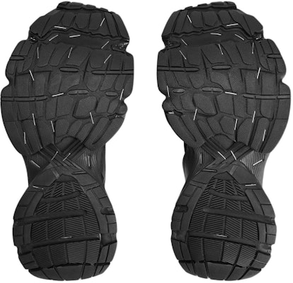 Balenciaga Stapler Sneaker 'Black' 803681-W3ST4-1000 Sizing Balenciaga Stapler Sneaker 'Black' 803681-W3ST4-1000