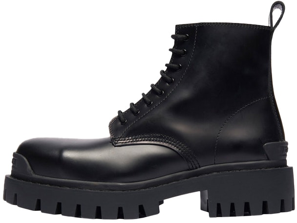 balenciaga-strike-lace-up-boot-black-589338-wa-9601000
