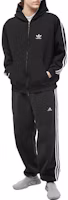 Lookbook Balenciaga Striped Logo Knit Jogger Pants Black Regular Fit Casual Style 723912TNVP11070