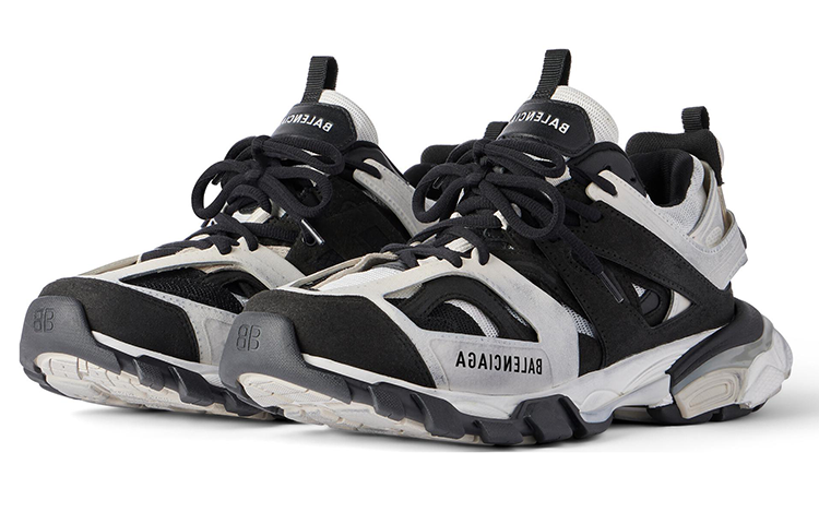 Balenciaga Track Sneakers グレー ファー Balenciaga Track Sneakers グレー ファー Balenciaga Track
