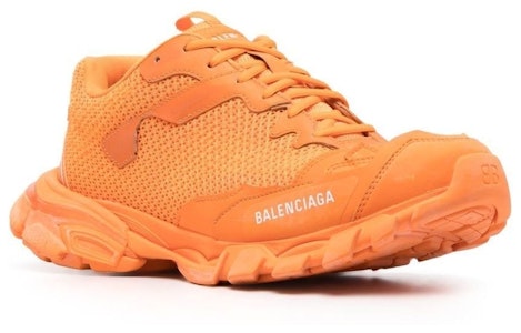バレンシアガ Track.3 オレンジ スニーカー 700875-W3RF1-7590 Lookbook バレンシアガ Track.3 オレンジ スニーカー 700875-W3RF1-7590