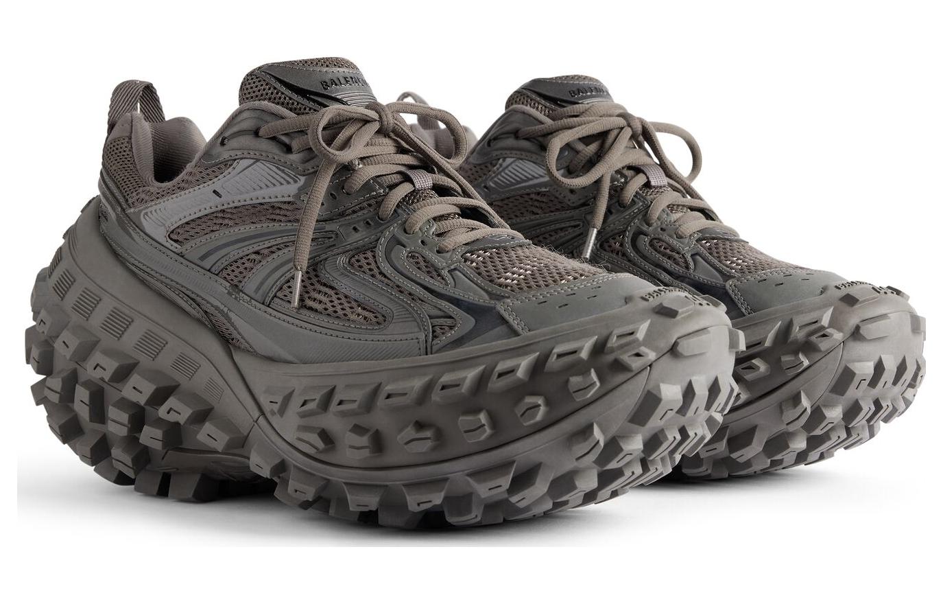 Lookbook Balenciaga巴黎世家 網布 舒適繫帶 低筒 老爹鞋 男款 灰色