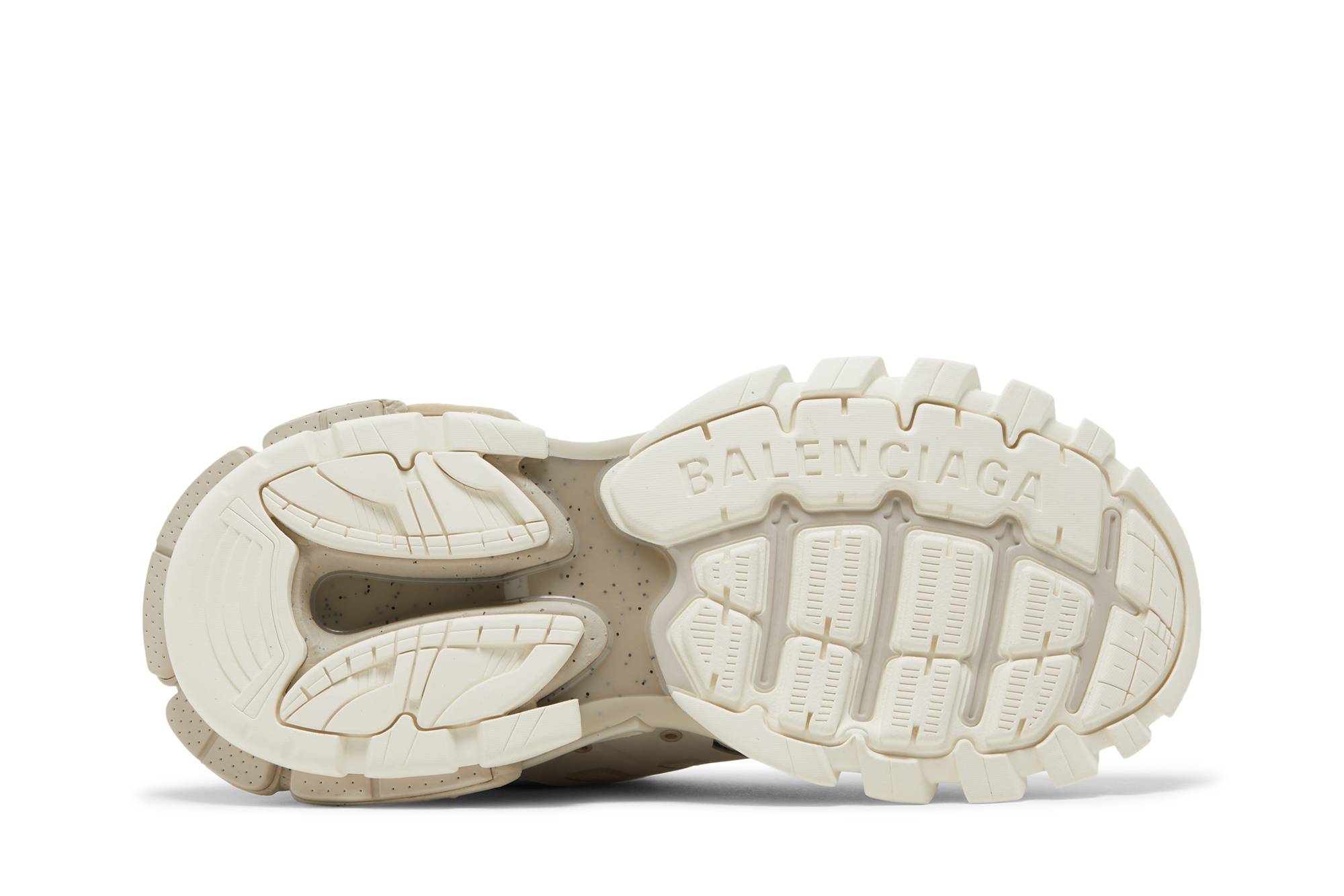 Shop Balenciaga 巴黎世家 Track 透氣耐磨 休閒時尚老爹鞋 奶茶棕色