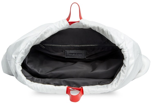 Balenciaga Trash Bag Large Pouch White/Red Lookbook Balenciaga Trash Bag Large Pouch White/Red