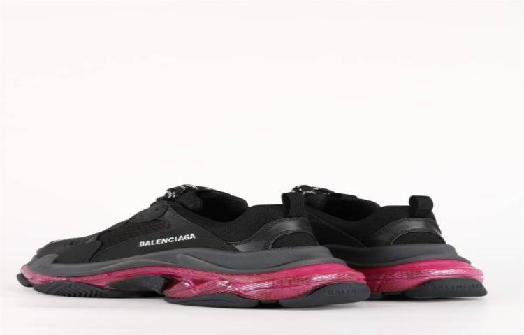 Shop Balenciaga Triple S 'Hitam' 5443511053