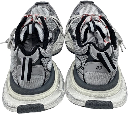 Balenciaga Triple S 'Abu-abu Usang' 734734W3XL51219 Shop Balenciaga Triple S 'Abu-abu Usang' 734734W3XL51219