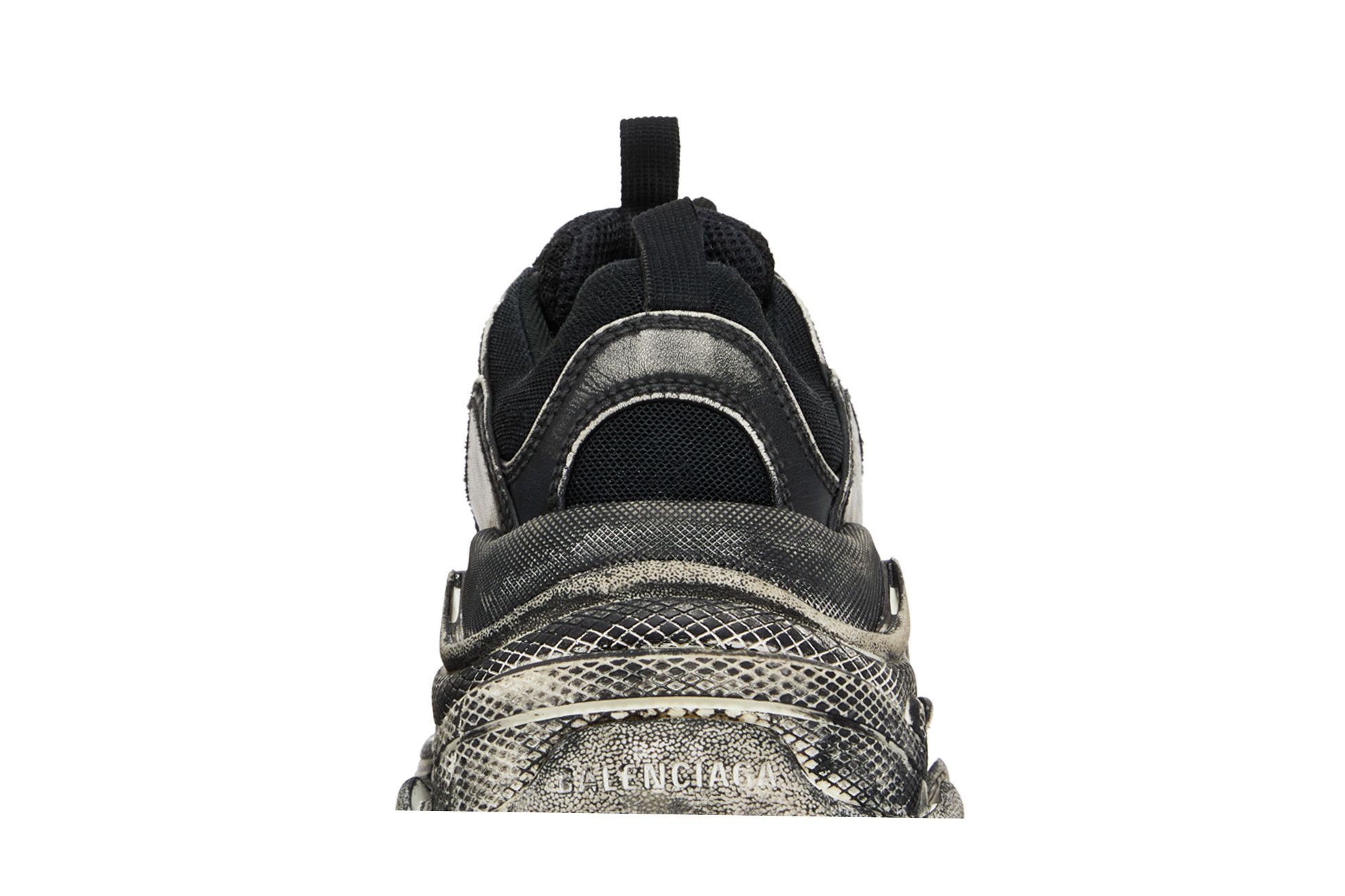 Cheap Balenciaga 巴黎世家 Triple S 色澤褪去 刻意皮舊 厚底潮流復古爸鞋 黑灰
