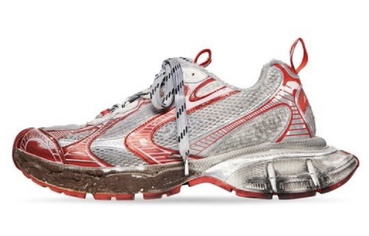 バレンシアガ トリプルS シルバーレッド (Balenciaga Triple S 