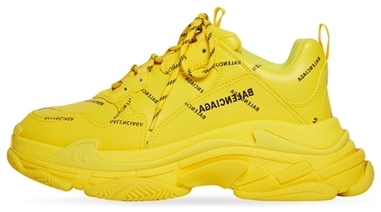 balenciaga-triple-s-sneaker-allover-logo-yellow