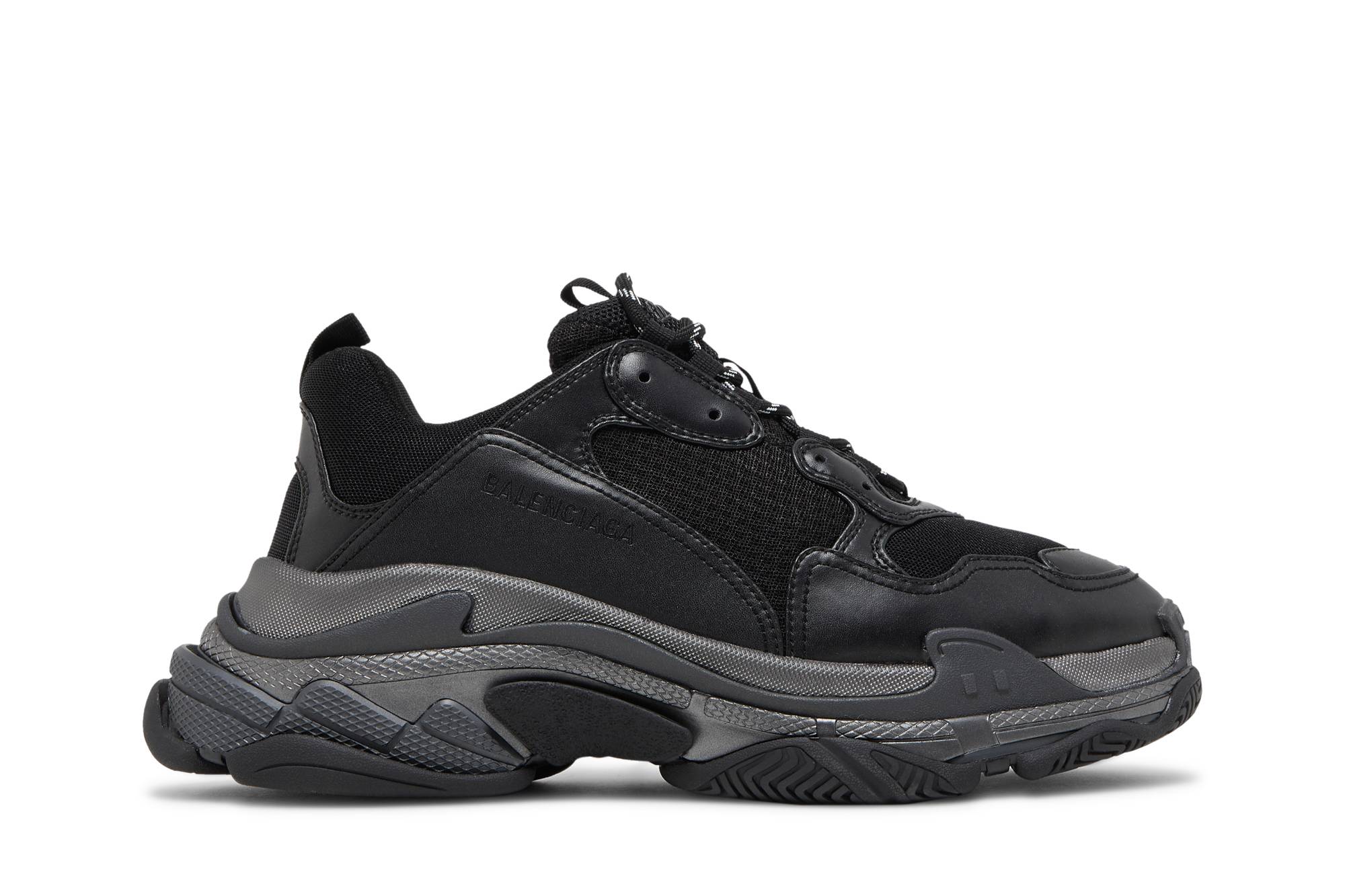 Buy 발렌시아가 트리플 S 스니커즈 (블랙) 536737W2FS21000