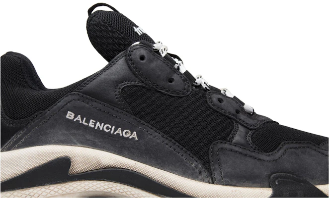Balenciaga Triple S Sneaker ''Schwarz Rot'' 483513 W06E1 1000 Order Balenciaga Triple S Sneaker ''Schwarz Rot'' 483513 W06E1 1000