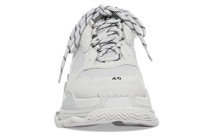 Shop Balenciaga Triple S Sepatu 'Bulu Sintetis - Abu-Abu' 668563W3CQ51210