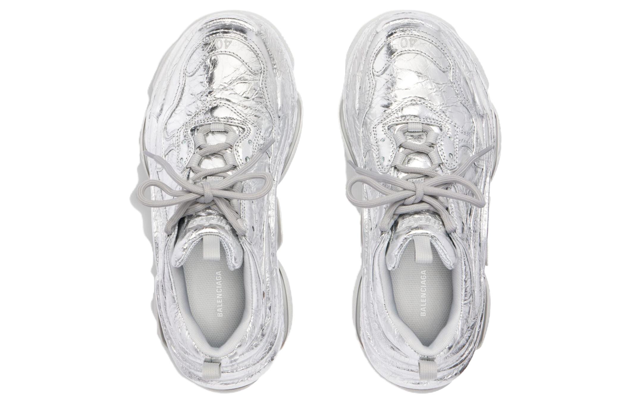 Shop Balenciaga Triple S Zapatillas 'Plateado Metálico Arena' 536737W2FMA8100