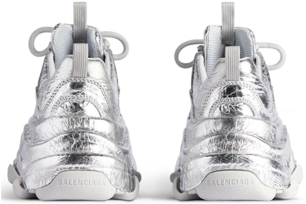 Balenciaga Triple S Zapatillas 'Plateado Metálico Arena' 536737W2FMA8100 Purchase Balenciaga Triple S Zapatillas 'Plateado Metálico Arena' 536737W2FMA8100