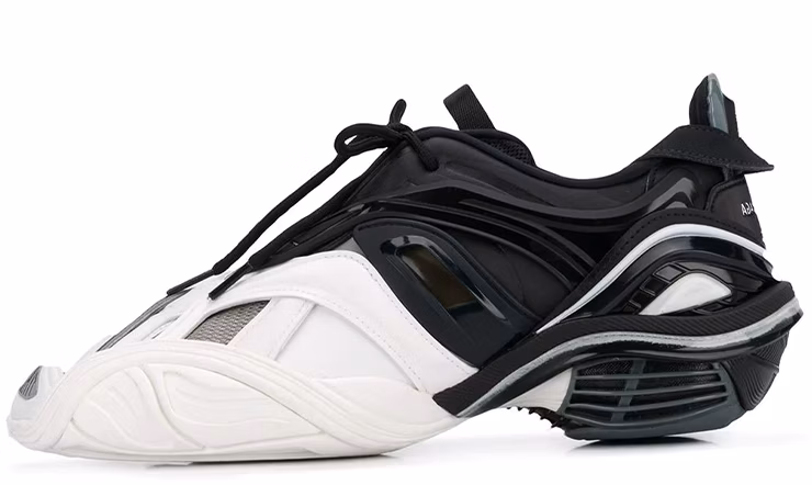 balenciaga-tyrex-low-white-front-black-grey