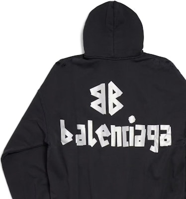 巴黎世家男女同款黑色logo长袖常规版型套头卫衣。 739024TQVQ91073 Sizing 巴黎世家男女同款黑色logo长袖常规版型套头卫衣。 739024TQVQ91073