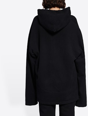 巴黎世家男女同款黑色拼色Logo印花套头衫。 661711TKVD41070 Purchase 巴黎世家男女同款黑色拼色Logo印花套头衫。 661711TKVD41070