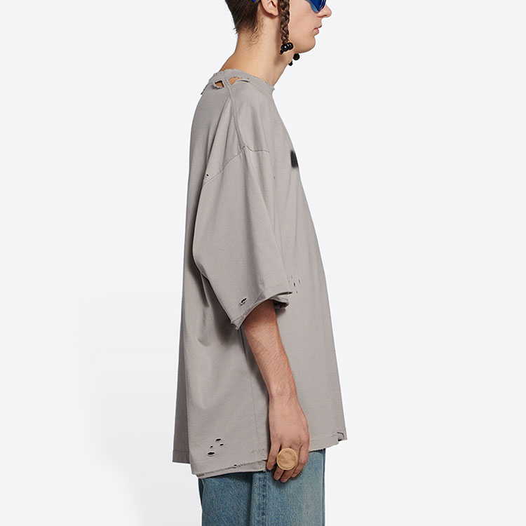 Balenciaga Unisex Grey Distressed Letter Print Crewneck T-Shirt. 661715TKVD58174 圖 7