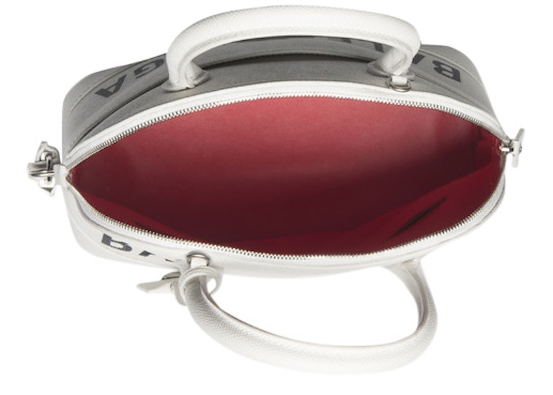 Lookbook 巴黎世家白色/黑色Ville手提包