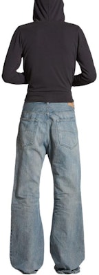 Balenciaga Jeans Denim Flared Biru Unisex Loose Fit. 790405TQW55 Purchase Balenciaga Jeans Denim Flared Biru Unisex Loose Fit. 790405TQW55