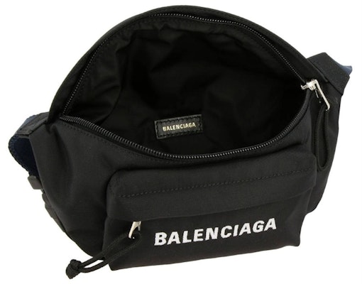 Balenciaga Wheel Beltpack Small Black/Navy Lookbook Balenciaga Wheel Beltpack Small Black/Navy